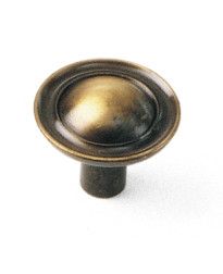 Classic Traditions Ambassador Knob 1-Inch in Antique Brass