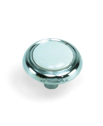 First Family Knob 1 1/4-Inch in Chrome & White
